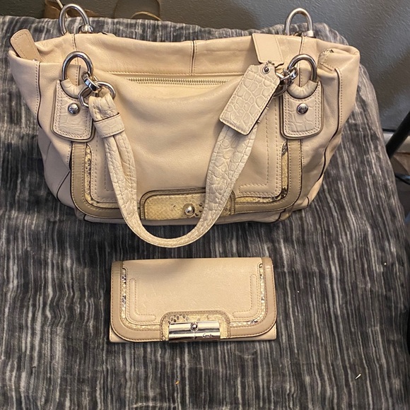 Vintage Coach Tan Leather Handbag with snakeskin trim/sliver buckle with wallet - Picture 12 of 12